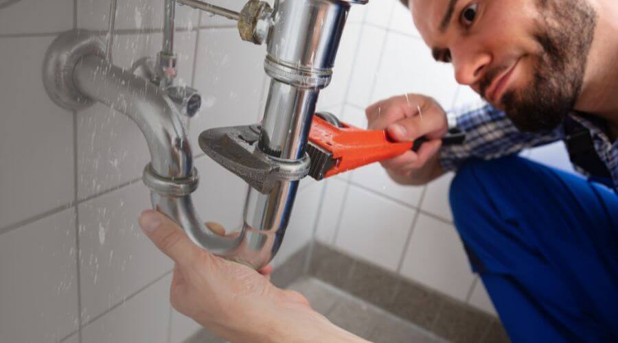 Expert burst pipe repair services in Estill Springs, TN